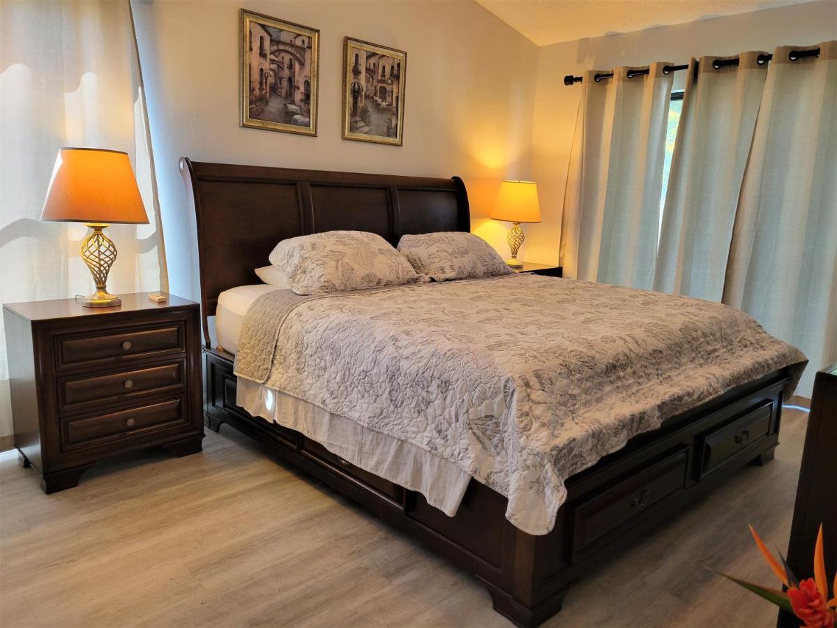 Beautiful Townhouse Easy Access To Everything. Clearwater Exteriör bild